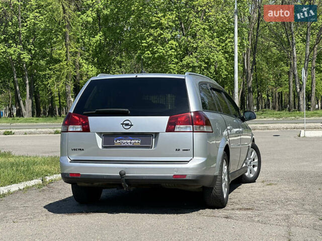 Опель Вектра, объемом двигателя 2.2 л и пробегом 262 тыс. км за 5700 $, фото 8 на Automoto.ua