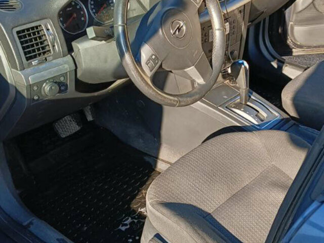 Опель Вектра, объемом двигателя 2.2 л и пробегом 208 тыс. км за 6200 $, фото 1 на Automoto.ua