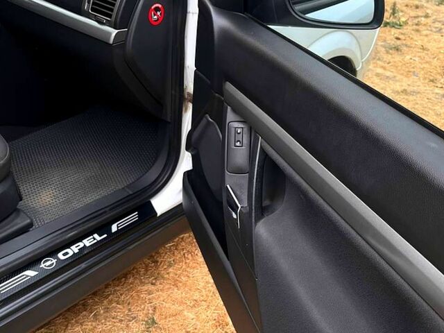 Опель Вектра, объемом двигателя 19 л и пробегом 234 тыс. км за 5700 $, фото 7 на Automoto.ua