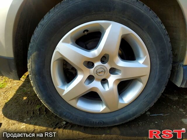 Опель Вектра, объемом двигателя 1.9 л и пробегом 310 тыс. км за 5600 $, фото 3 на Automoto.ua