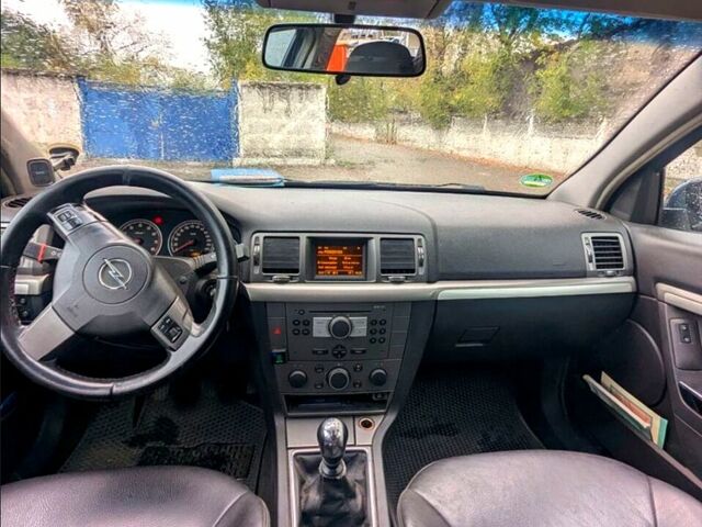 Опель Вектра, объемом двигателя 1.8 л и пробегом 0 тыс. км за 4450 $, фото 4 на Automoto.ua