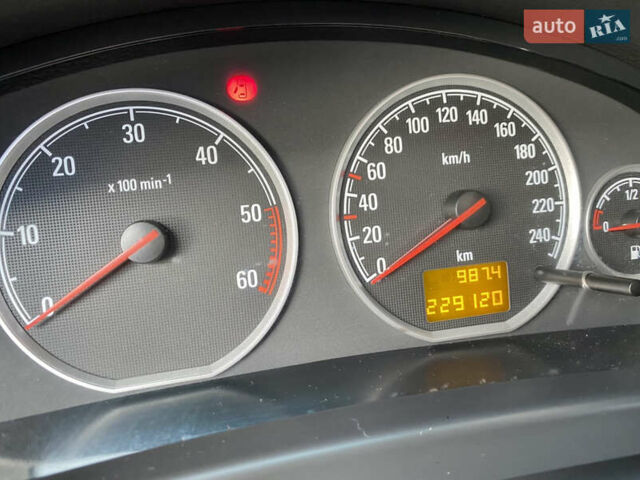 Опель Вектра, объемом двигателя 1.9 л и пробегом 225 тыс. км за 6000 $, фото 13 на Automoto.ua
