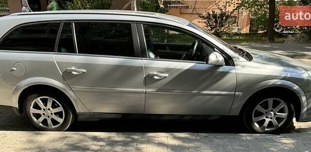 Опель Вектра, объемом двигателя 1.9 л и пробегом 309 тыс. км за 6200 $, фото 2 на Automoto.ua
