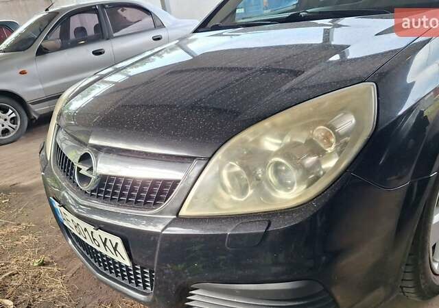 Опель Вектра, объемом двигателя 1.9 л и пробегом 320 тыс. км за 6000 $, фото 4 на Automoto.ua