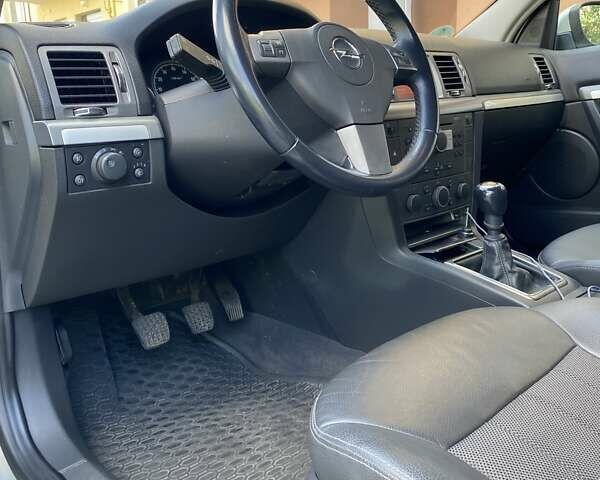 Опель Вектра, объемом двигателя 1.8 л и пробегом 165 тыс. км за 5800 $, фото 5 на Automoto.ua