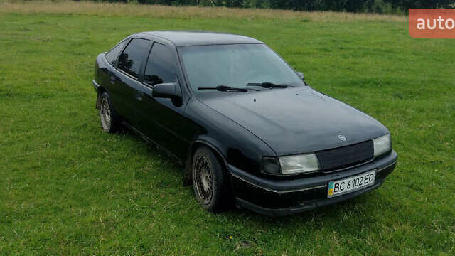 Опель Вектра, объемом двигателя 2 л и пробегом 323 тыс. км за 1400 $, фото 1 на Automoto.ua