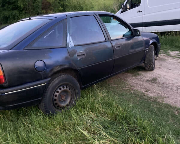 Опель Вектра, объемом двигателя 2 л и пробегом 345 тыс. км за 900 $, фото 4 на Automoto.ua
