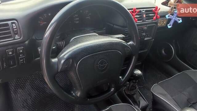 Опель Вектра, объемом двигателя 1.8 л и пробегом 320 тыс. км за 3100 $, фото 22 на Automoto.ua