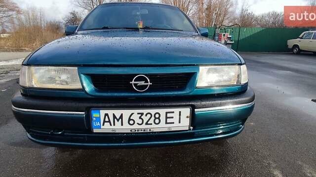 Опель Вектра, объемом двигателя 1.8 л и пробегом 320 тыс. км за 3100 $, фото 3 на Automoto.ua