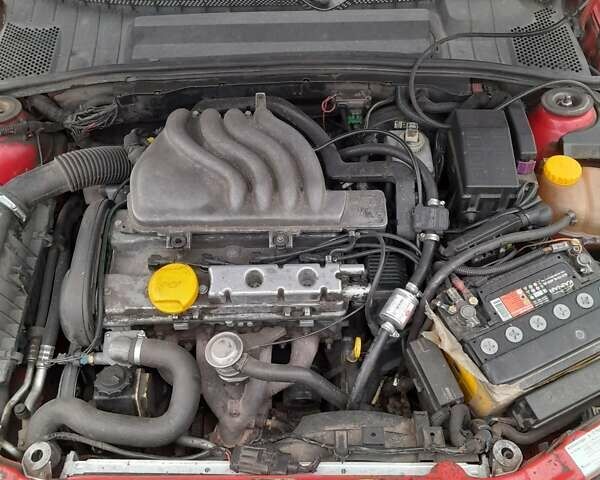 Опель Вектра, об'ємом двигуна 1.6 л та пробігом 350 тис. км за 1900 $, фото 5 на Automoto.ua