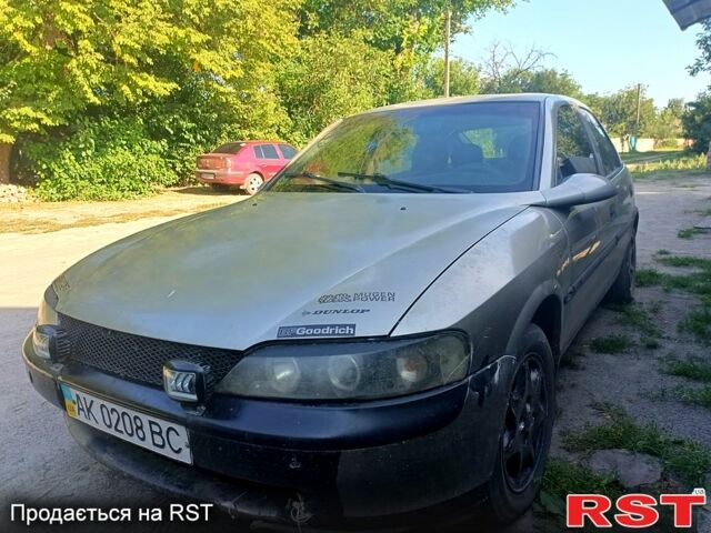 Опель Вектра, объемом двигателя 1.8 л и пробегом 263 тыс. км за 1100 $, фото 2 на Automoto.ua