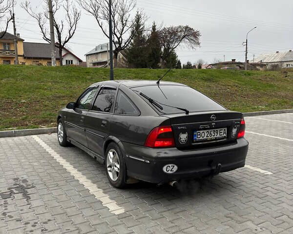 Опель Вектра, объемом двигателя 1.6 л и пробегом 298 тыс. км за 2000 $, фото 7 на Automoto.ua