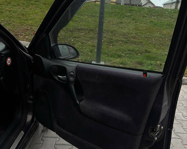 Опель Вектра, объемом двигателя 1.6 л и пробегом 298 тыс. км за 2000 $, фото 17 на Automoto.ua