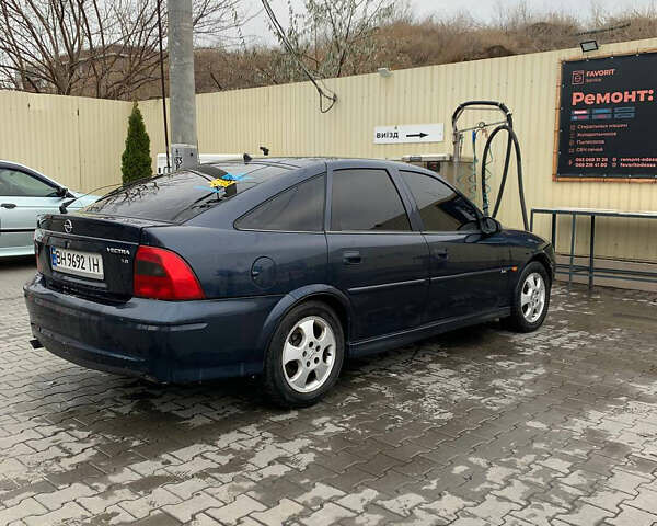 Опель Вектра, об'ємом двигуна 1.8 л та пробігом 220 тис. км за 2800 $, фото 4 на Automoto.ua