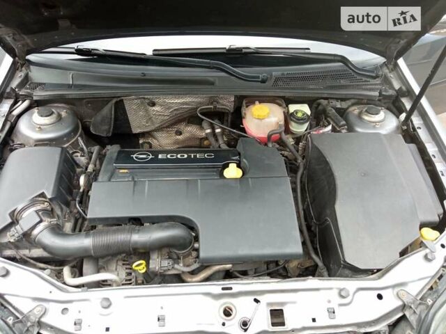 Опель Вектра, об'ємом двигуна 2.2 л та пробігом 272 тис. км за 5000 $, фото 19 на Automoto.ua