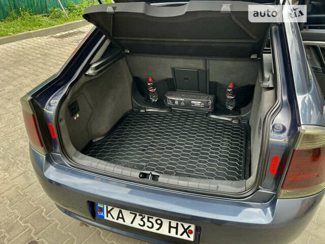 Опель Вектра, объемом двигателя 1.9 л и пробегом 220 тыс. км за 6500 $, фото 10 на Automoto.ua