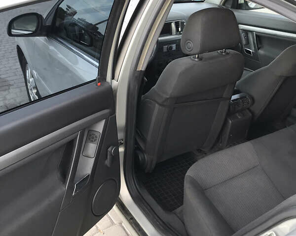 Опель Вектра, объемом двигателя 2.2 л и пробегом 166 тыс. км за 5000 $, фото 10 на Automoto.ua