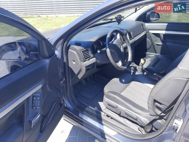 Опель Вектра, объемом двигателя 1.9 л и пробегом 275 тыс. км за 6300 $, фото 7 на Automoto.ua