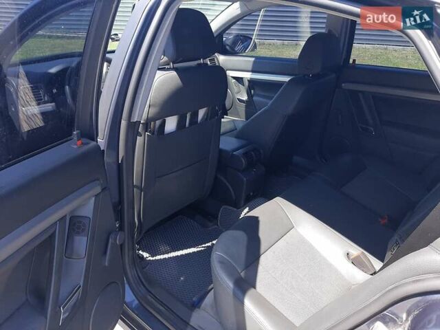 Опель Вектра, объемом двигателя 1.9 л и пробегом 275 тыс. км за 6300 $, фото 6 на Automoto.ua