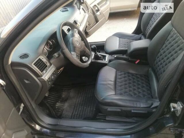 Опель Вектра, объемом двигателя 1.91 л и пробегом 279 тыс. км за 6000 $, фото 2 на Automoto.ua
