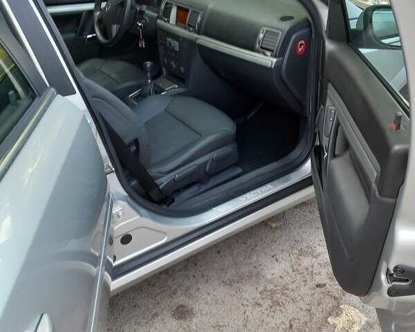 Опель Вектра, объемом двигателя 2.2 л и пробегом 187 тыс. км за 6700 $, фото 6 на Automoto.ua