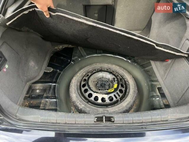 Опель Вектра, объемом двигателя 1.91 л и пробегом 286 тыс. км за 5900 $, фото 16 на Automoto.ua