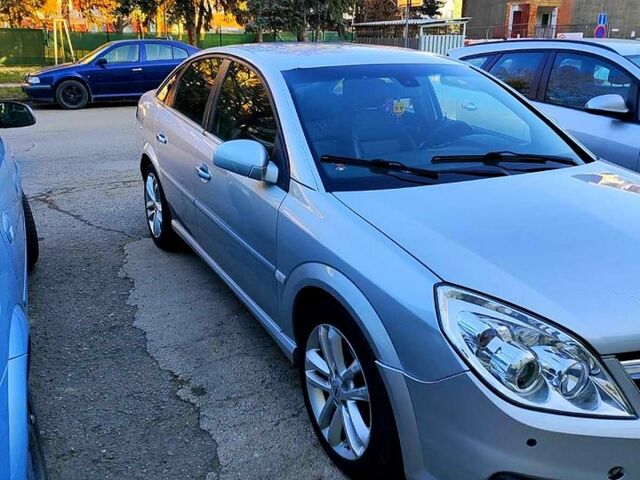 Опель Вектра, объемом двигателя 1.9 л и пробегом 374 тыс. км за 4000 $, фото 3 на Automoto.ua
