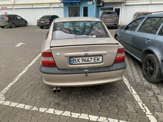 Жовтий Опель Вектра, об'ємом двигуна 1.8 л та пробігом 310 тис. км за 1700 $, фото 1 на Automoto.ua