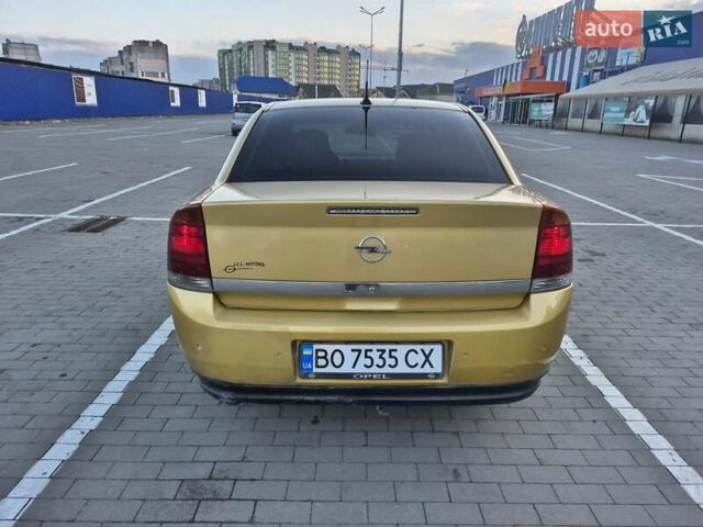 Желтый Опель Вектра, объемом двигателя 2.2 л и пробегом 347 тыс. км за 3500 $, фото 4 на Automoto.ua