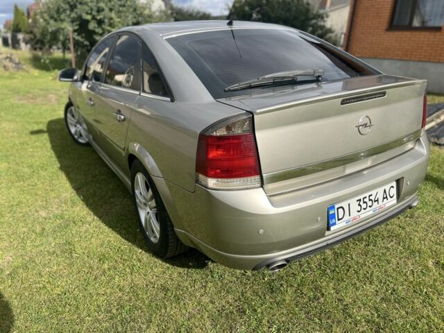 Желтый Опель Вектра, объемом двигателя 3.2 л и пробегом 377 тыс. км за 4300 $, фото 7 на Automoto.ua