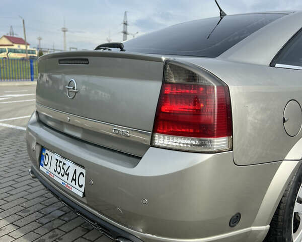 Жовтий Опель Вектра, об'ємом двигуна 3.2 л та пробігом 350 тис. км за 3750 $, фото 6 на Automoto.ua