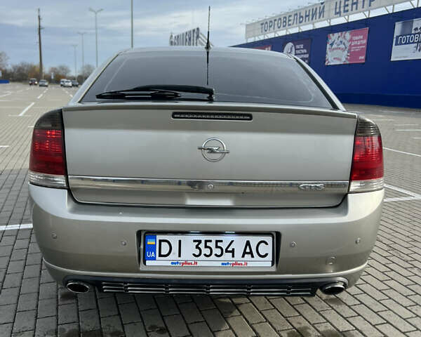 Жовтий Опель Вектра, об'ємом двигуна 3.2 л та пробігом 350 тис. км за 3750 $, фото 9 на Automoto.ua