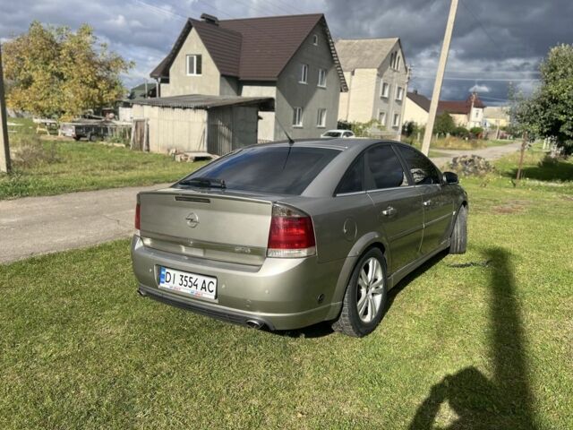 Желтый Опель Вектра, объемом двигателя 3.2 л и пробегом 377 тыс. км за 4300 $, фото 9 на Automoto.ua