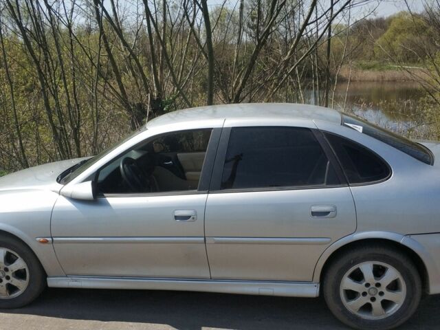 Сірий Опель Вектра, об'ємом двигуна 0 л та пробігом 365 тис. км за 2550 $, фото 1 на Automoto.ua