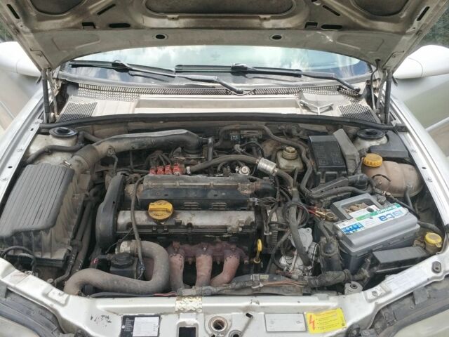 Сірий Опель Вектра, об'ємом двигуна 0 л та пробігом 365 тис. км за 2550 $, фото 5 на Automoto.ua