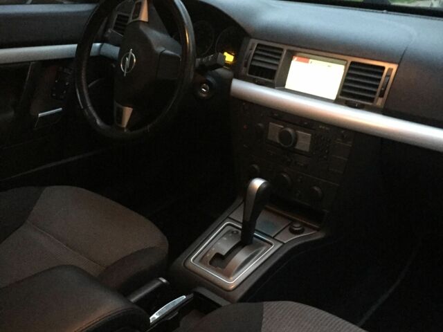 Сірий Опель Вектра, об'ємом двигуна 0 л та пробігом 245 тис. км за 4700 $, фото 3 на Automoto.ua