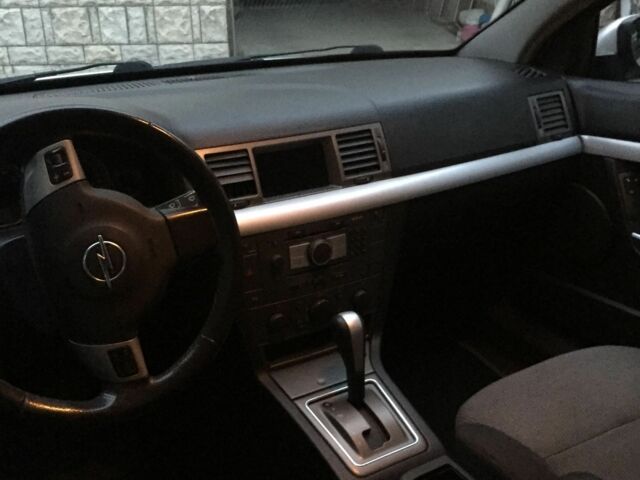 Сірий Опель Вектра, об'ємом двигуна 0 л та пробігом 245 тис. км за 4700 $, фото 1 на Automoto.ua