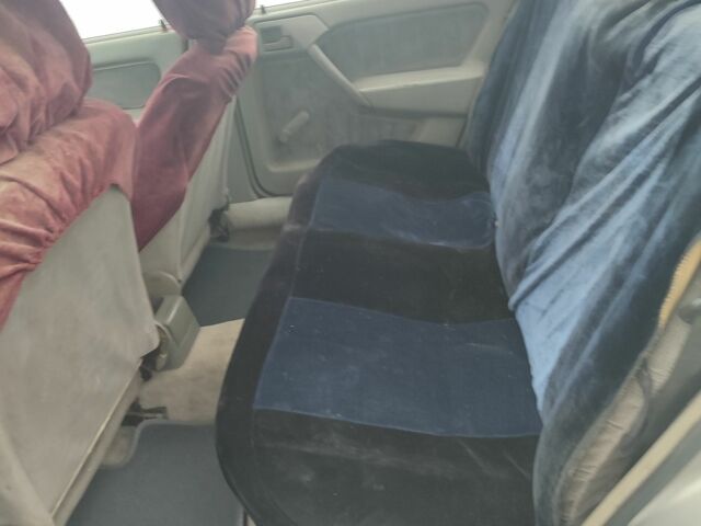 Сірий Опель Вектра, об'ємом двигуна 1.6 л та пробігом 200 тис. км за 1650 $, фото 5 на Automoto.ua