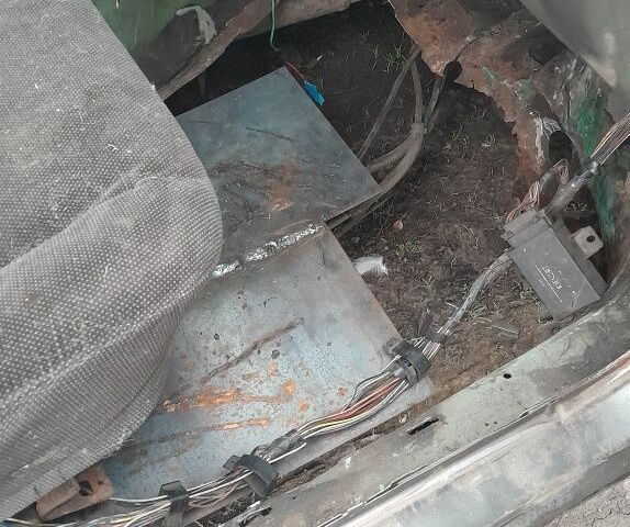 Сірий Опель Вектра, об'ємом двигуна 2 л та пробігом 300 тис. км за 521 $, фото 7 на Automoto.ua