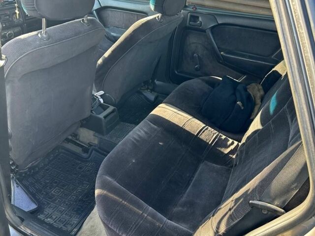 Серый Опель Вектра, объемом двигателя 1.8 л и пробегом 200 тыс. км за 1600 $, фото 10 на Automoto.ua