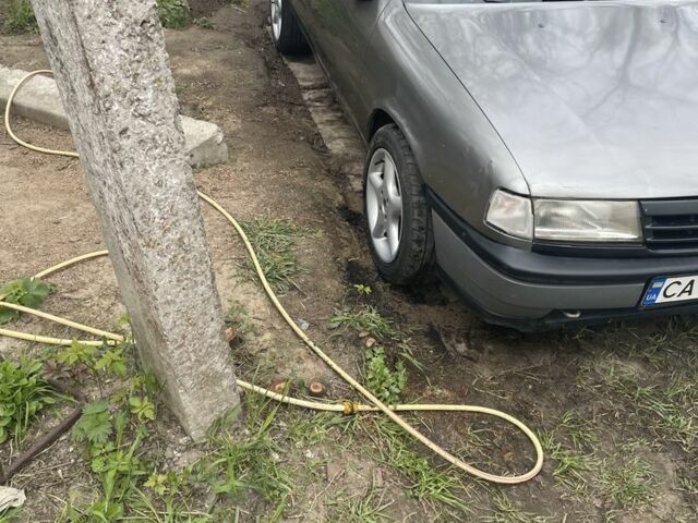 Сірий Опель Вектра, об'ємом двигуна 1.8 л та пробігом 290 тис. км за 557 $, фото 7 на Automoto.ua