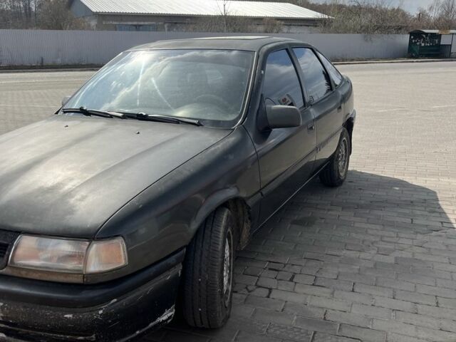 Серый Опель Вектра, объемом двигателя 1.7 л и пробегом 380 тыс. км за 1200 $, фото 4 на Automoto.ua