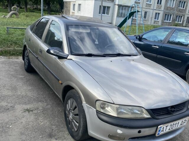Опель Вектра 1996 в Калуше на Automoto.ua Серый Опель Вектра, объемом двигателя 1.6 л и пробегом 3 тыс. км за 1800 $, фото 2 на Automoto.ua