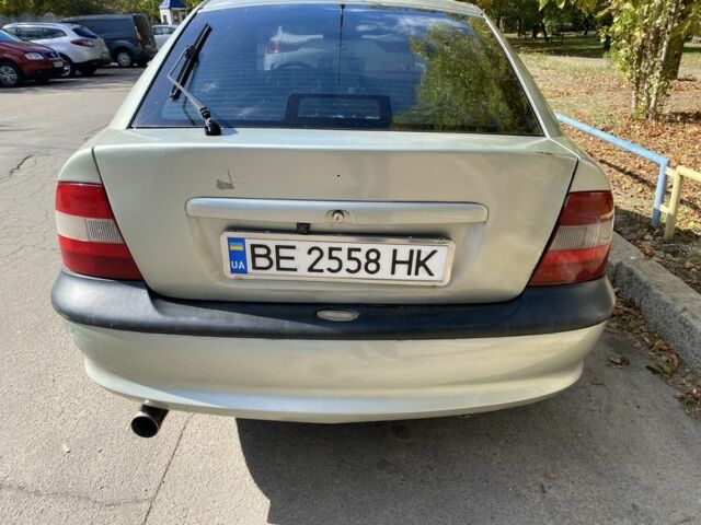 Сірий Опель Вектра, об'ємом двигуна 1.6 л та пробігом 40 тис. км за 2100 $, фото 4 на Automoto.ua
