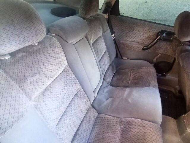 Сірий Опель Вектра, об'ємом двигуна 1.7 л та пробігом 450 тис. км за 2500 $, фото 6 на Automoto.ua