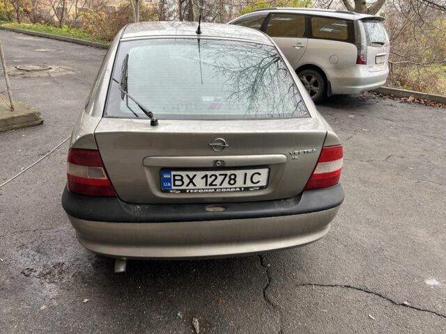 Серый Опель Вектра, объемом двигателя 1.6 л и пробегом 320 тыс. км за 1450 $, фото 6 на Automoto.ua