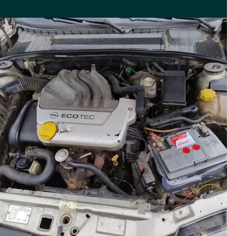 Опель Вектра 1996 в Калуше на Automoto.ua Серый Опель Вектра, объемом двигателя 1.6 л и пробегом 3 тыс. км за 1800 $, фото 4 на Automoto.ua