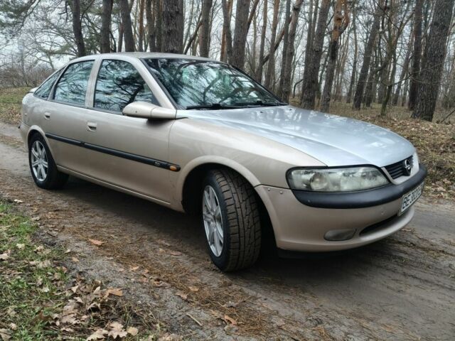 Сірий Опель Вектра, об'ємом двигуна 1.6 л та пробігом 5 тис. км за 1538 $, фото 4 на Automoto.ua