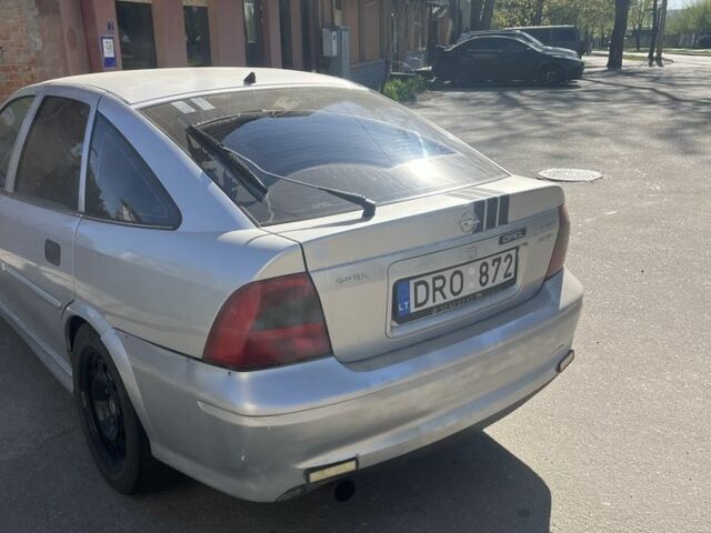 Серый Опель Вектра, объемом двигателя 0 л и пробегом 3 тыс. км за 450 $, фото 5 на Automoto.ua