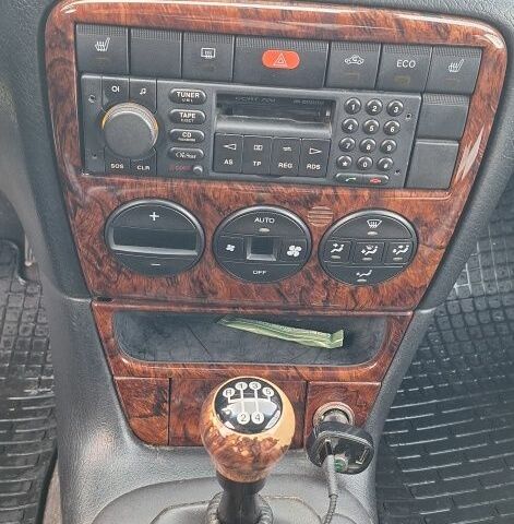 Серый Опель Вектра, объемом двигателя 2 л и пробегом 280 тыс. км за 1850 $, фото 6 на Automoto.ua